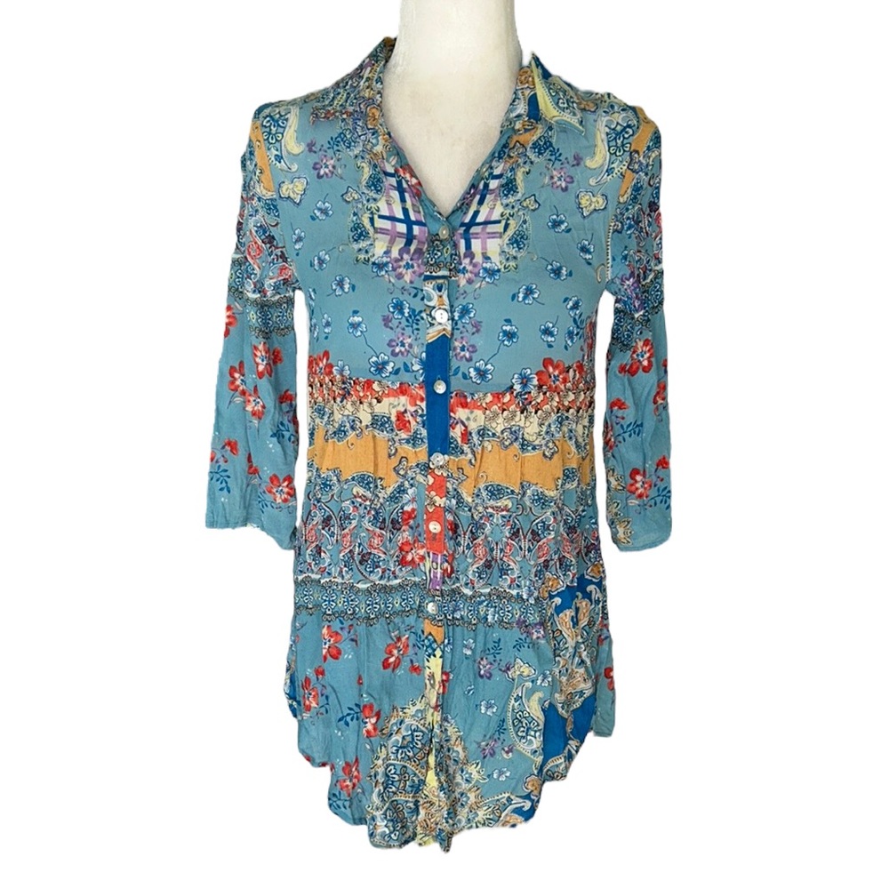 Anthro Love Kyla Blue Floral Button Down Tunic Top Blouse - XS